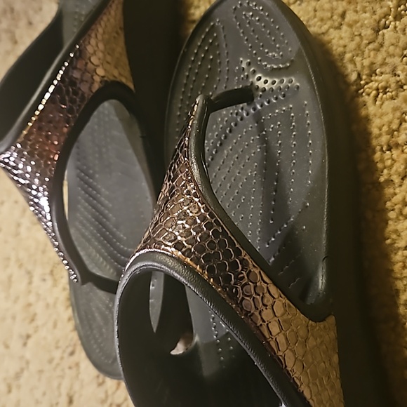 Crocs Monterey Sandals - NWT - Picture 3 of 3